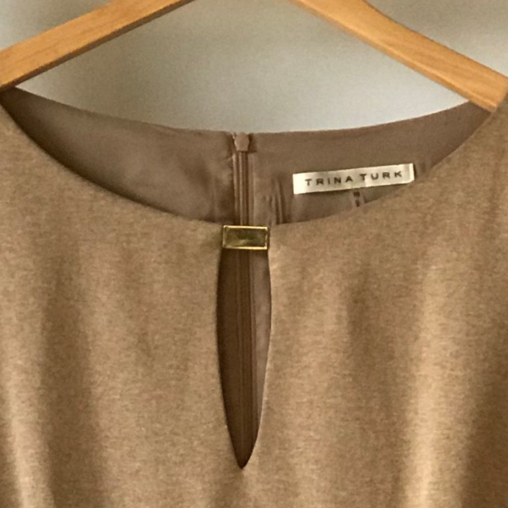 Trina Turk - Camel Knit Jersey Shift Dress - Size 10 - Picture 3 of 4